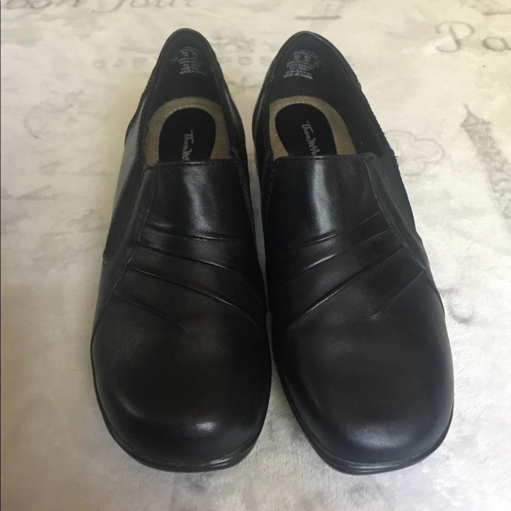 Thom McAn women black diedre clog size 8